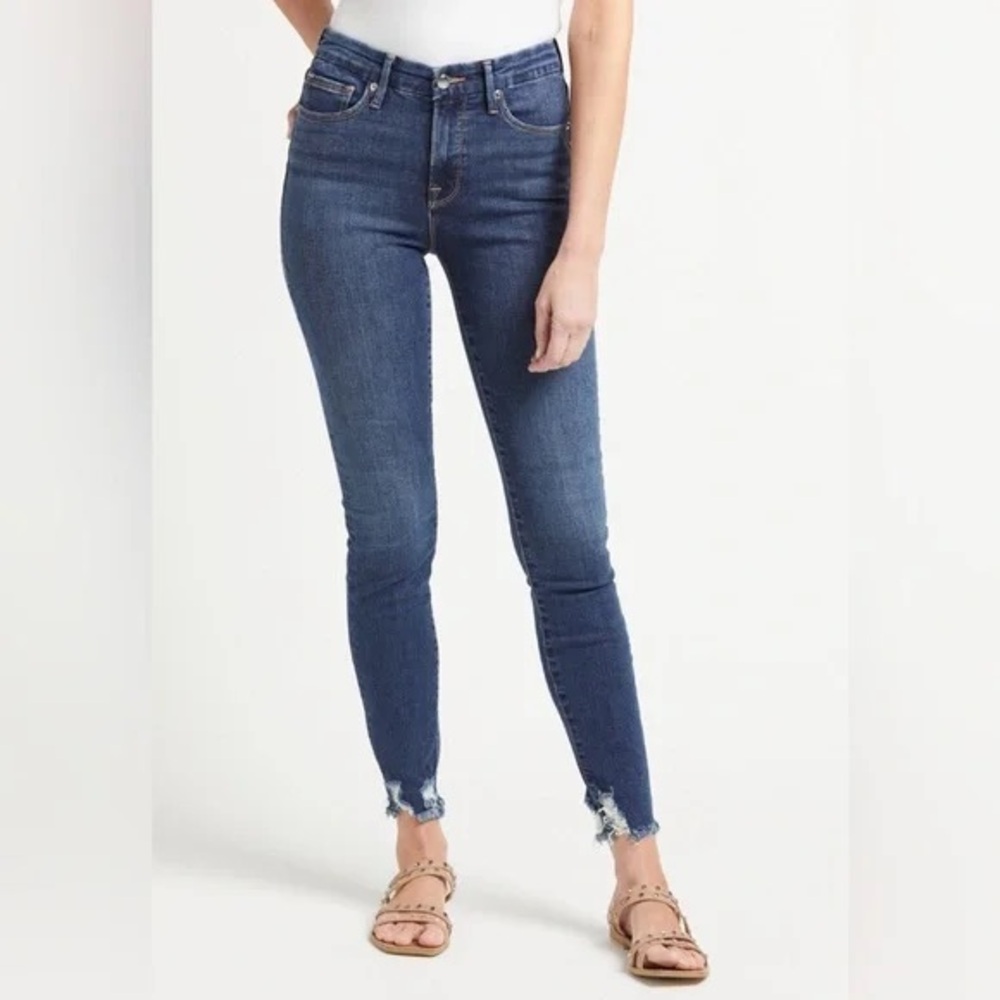 Good American chewed hem good legs skinny jeans
